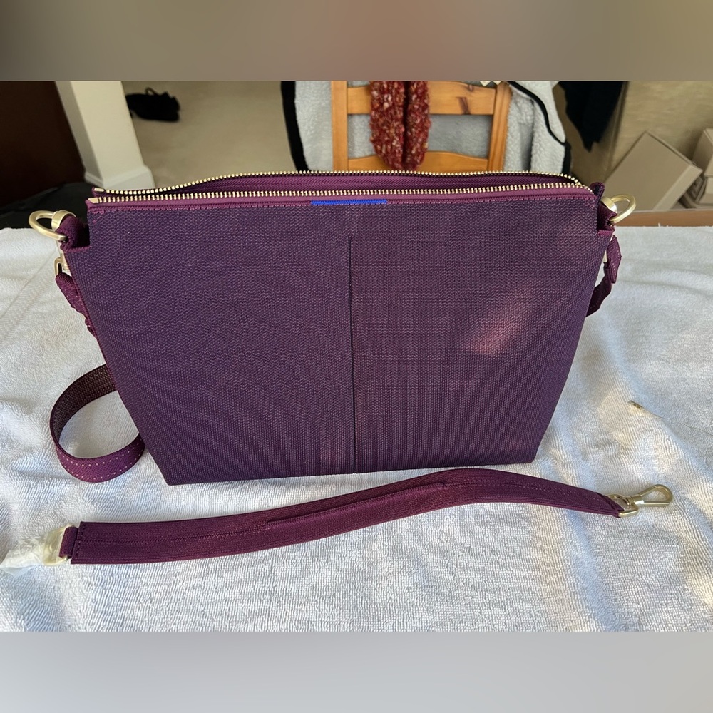 Rothy’s NWT Daily Crossbody Dark Aubergine